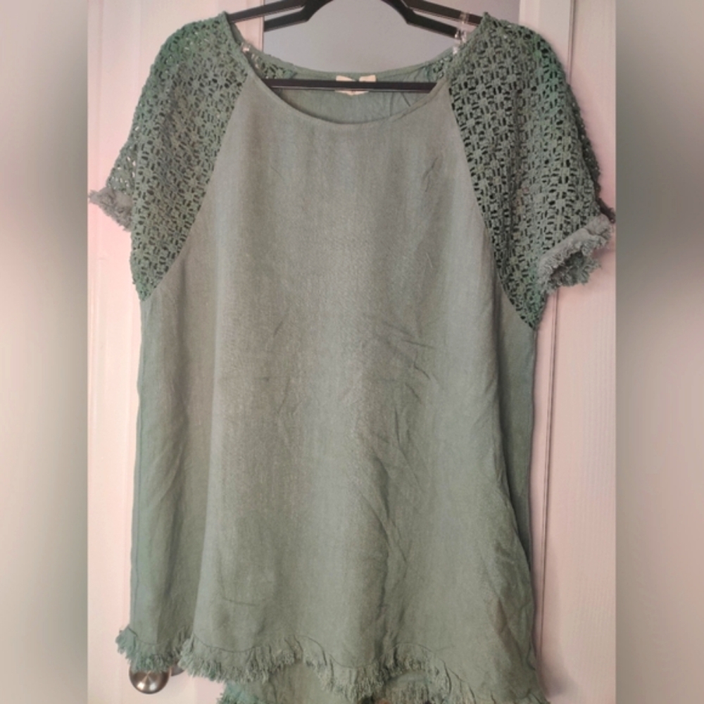 Umgee Green Boxy Relaxed T-Shirt